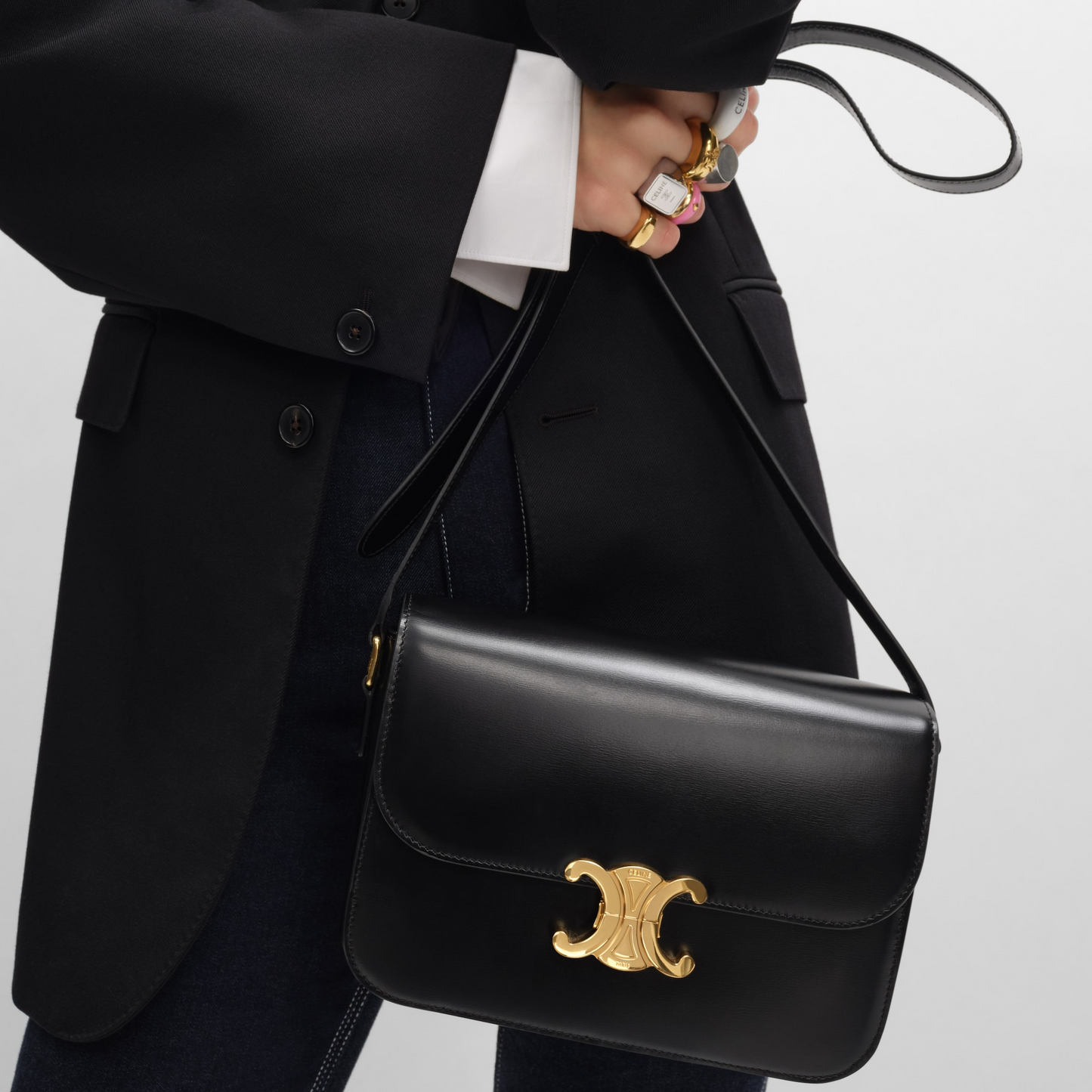 CLASSIQUE TRIOMPHE BAG - BLACK