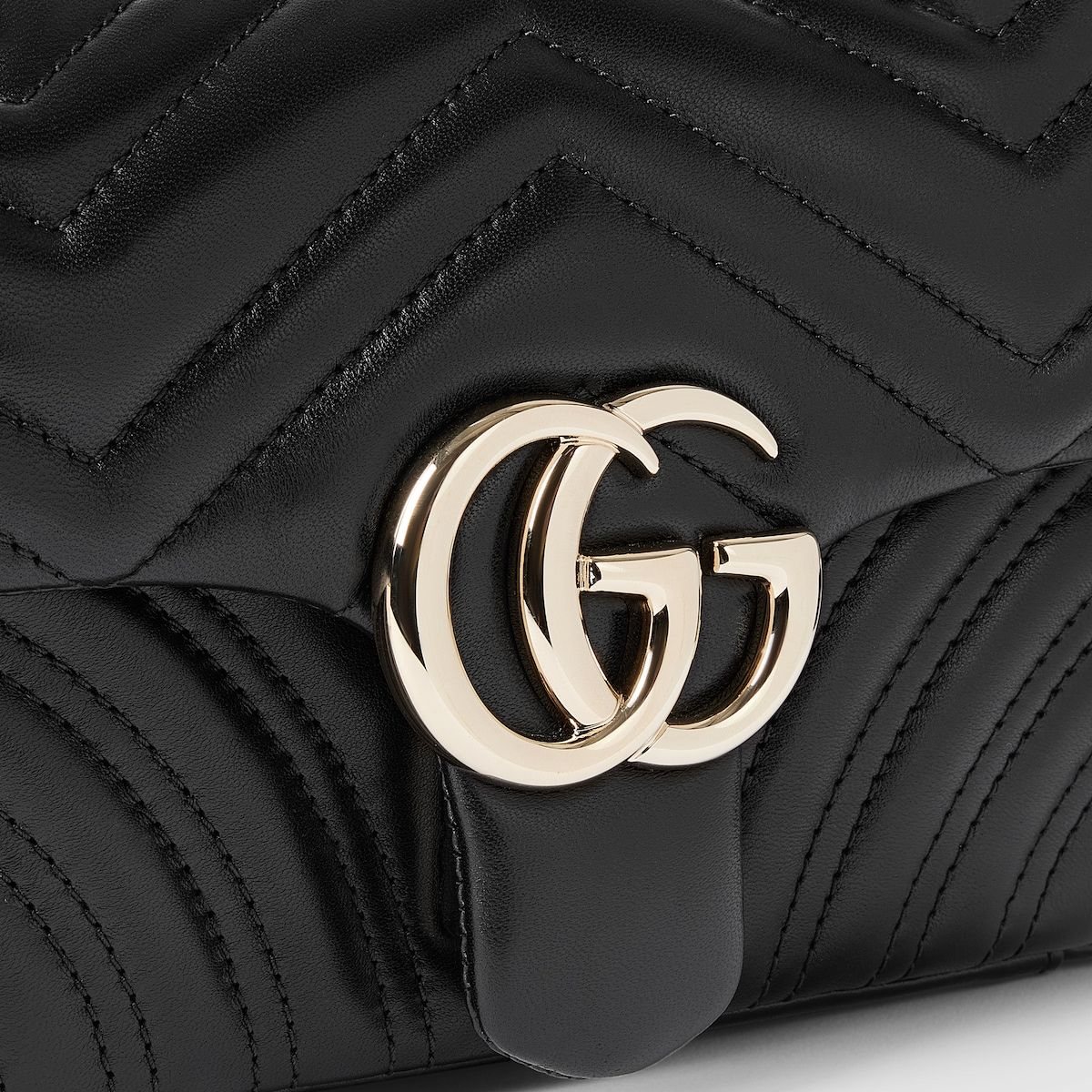 GG Marmont Shoulder Bag - Black